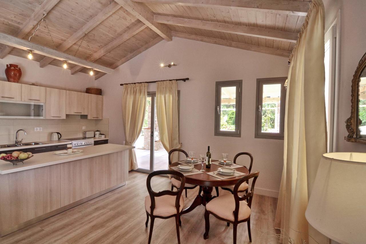 Veroniki Penthouse Deluxe Apartment Agios Ioannis Peristerion Eksteriør billede