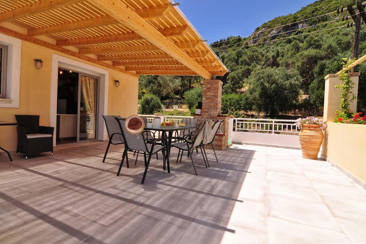 Veroniki Penthouse Deluxe Apartment Agios Ioannis Peristerion Eksteriør billede
